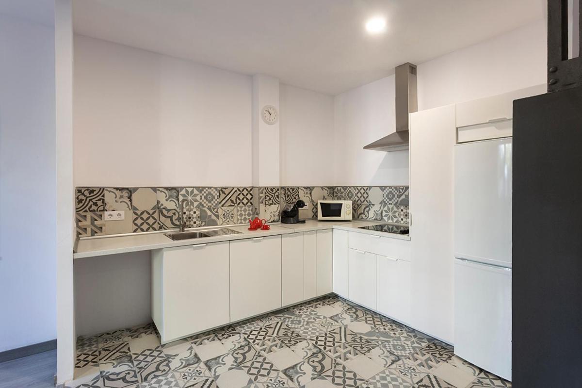 Pelicano Urban Apartment Sevilla Buitenkant foto