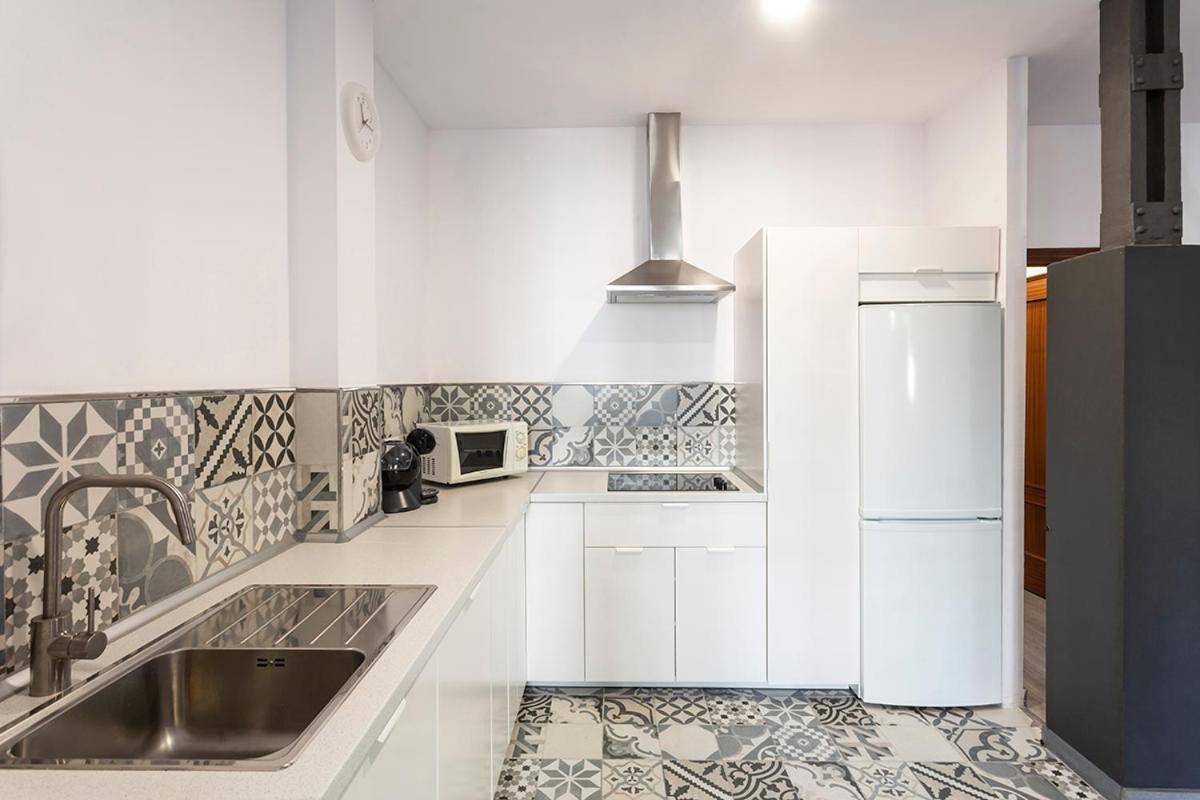 Pelicano Urban Apartment Sevilla Buitenkant foto