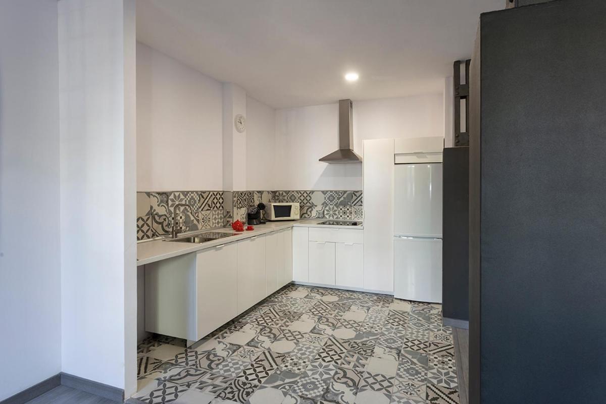 Pelicano Urban Apartment Sevilla Buitenkant foto