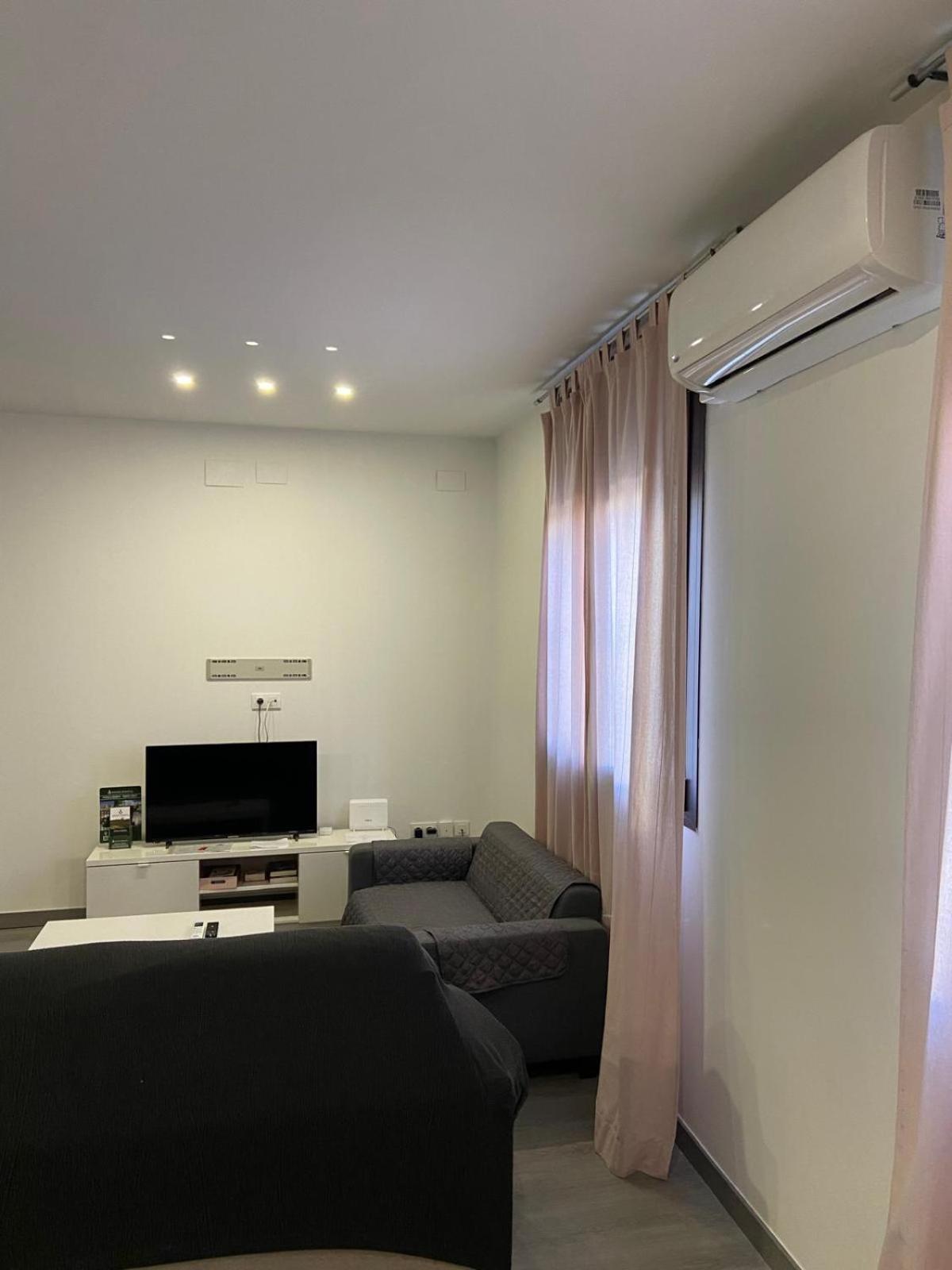 Pelicano Urban Apartment Sevilla Buitenkant foto